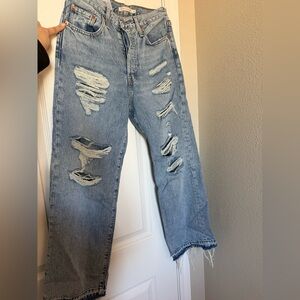 Levi’s Distressed Straight Leg Jeans Size 27